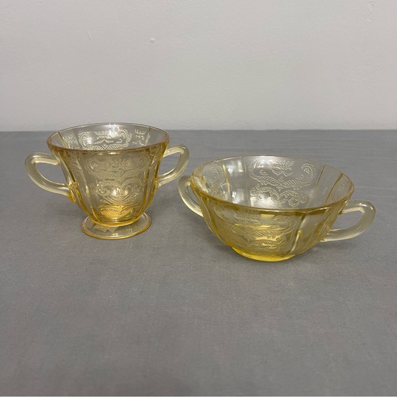 VTG Federal Glass Madrid Pattern Yellow Depression Glass Open Sugar Dishes - Picture 1 of 11